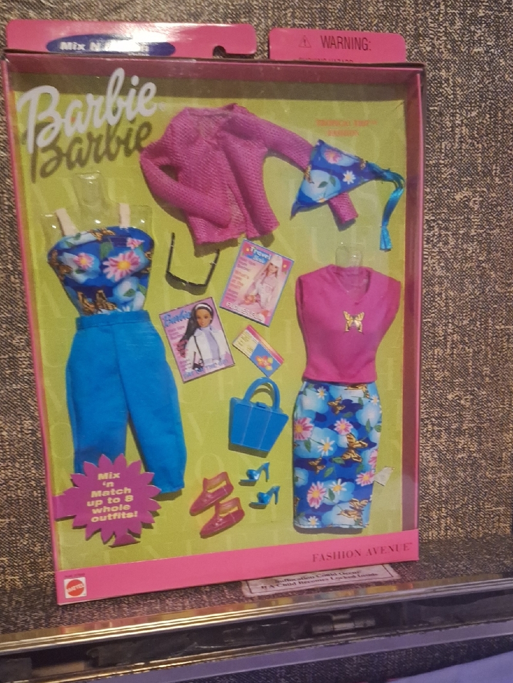 Vintage 2000 Barbie Fashion Avenue Tropical Trip Mix N' Match Outfits NRFB